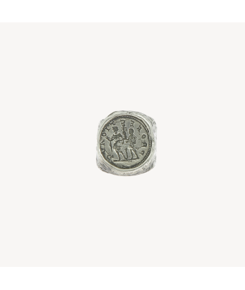 Bague Denarius rembourrage situé sous